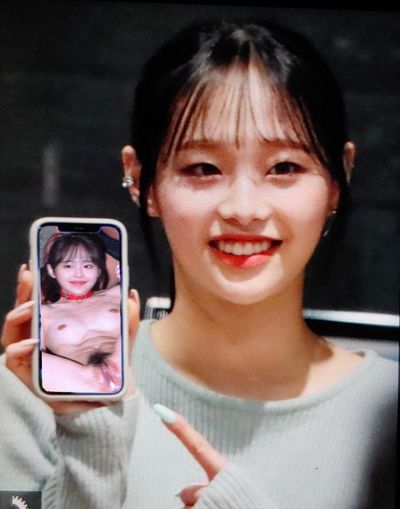 Chuu - nude