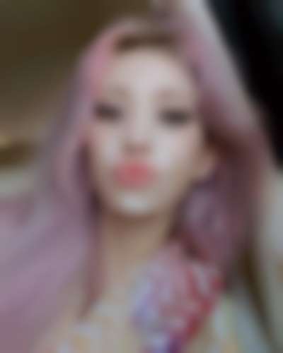 Somi - cum on face