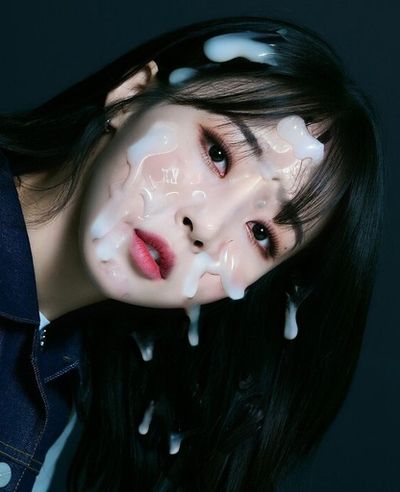 Moonbyul - cum on face