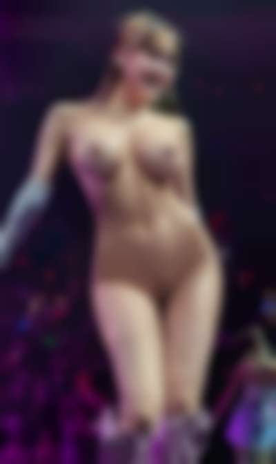 Momo - nude