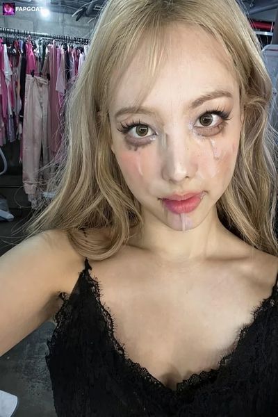 Nayeon - cum on face