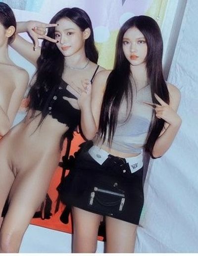 Minji - nude