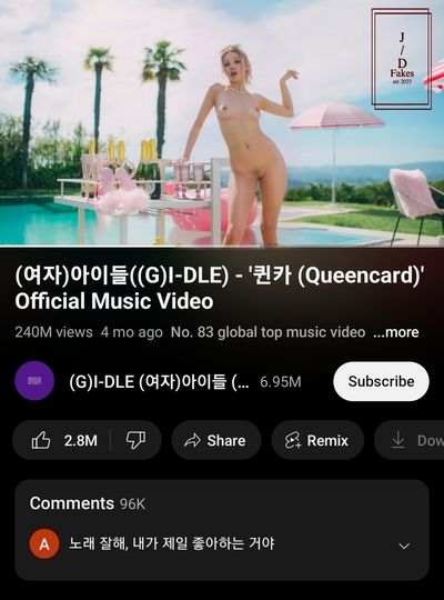 Yuqi - nude