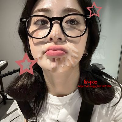 Yunjin - cum on face