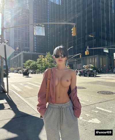 Sakura - public nude