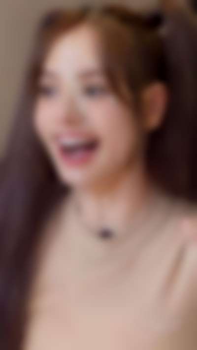 Lisa - cum on face