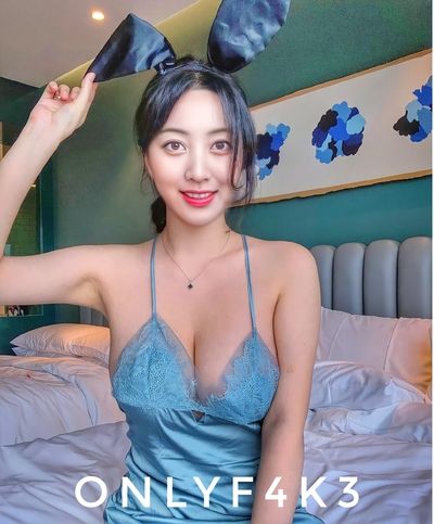 Jihyo - softcore