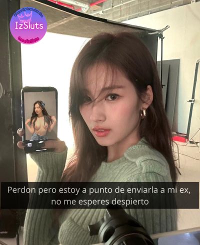 Sana - naked
