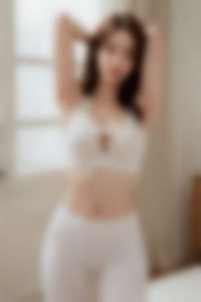 Yoona - nude
