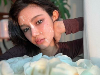 Danielle - cum on face