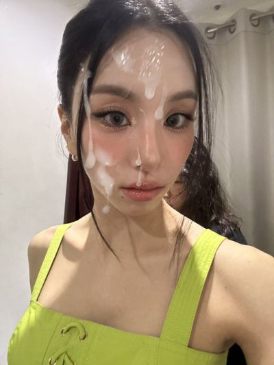 Chaeyoung - cum on face