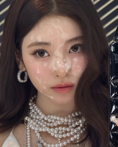 Anna - cum on face