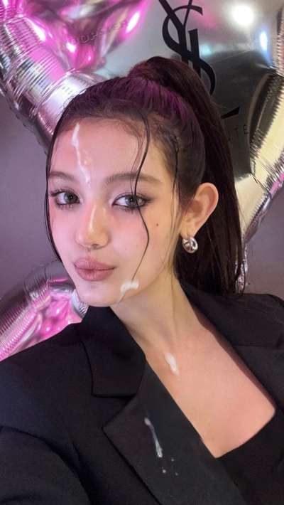 Danielle - cum on face