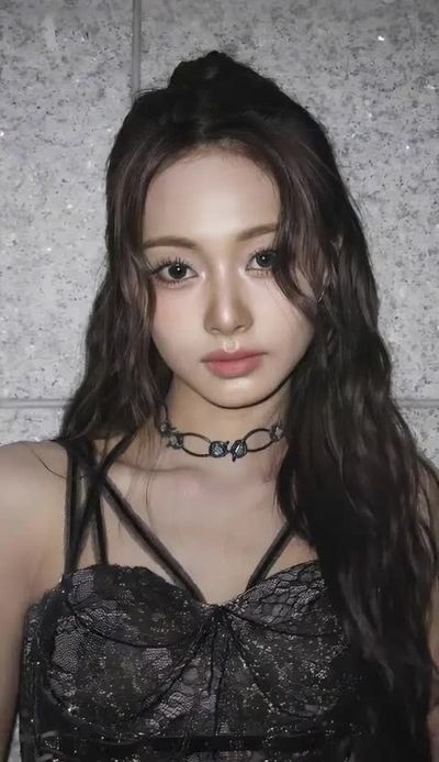 Tzuyu - cum on face