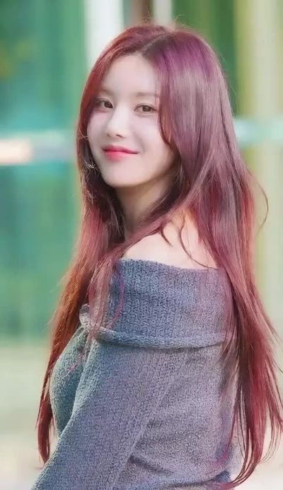 Eunbi - shows boobs