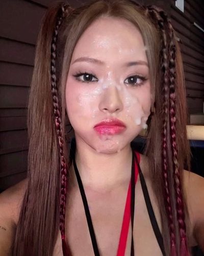 Olivia Hye - bukkake