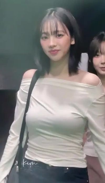 Karina - shows boobs