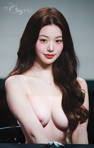 Wonyoung - naked