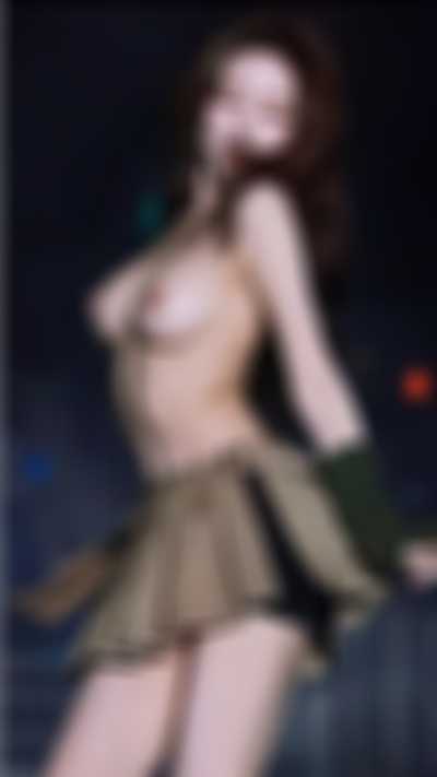 Yuna - shows tits