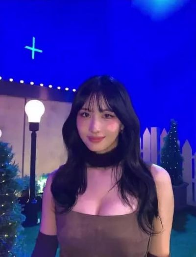 Momo - facial
