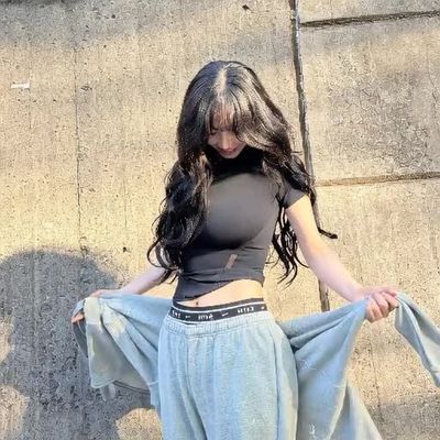 Karina - shows boobs