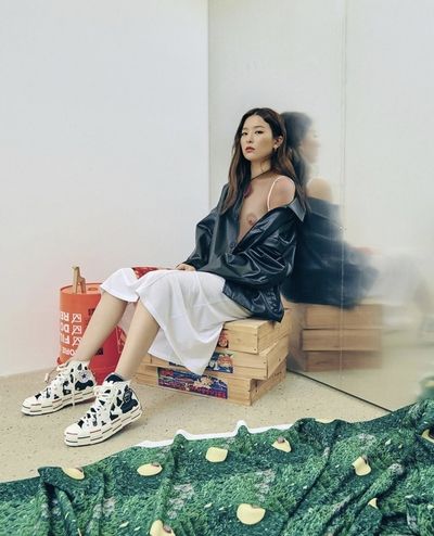 Seulgi - shows tits
