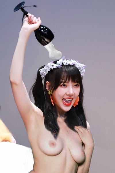 Yerin - nude