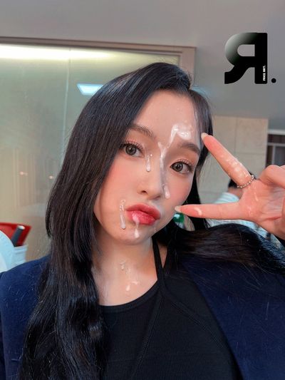 Gahyeon - cum on face